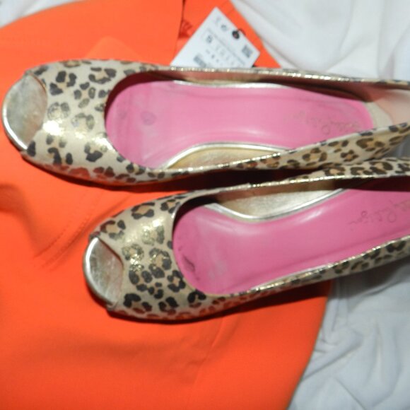 LILY PULITZER GOLD METALLIC LEOPARD WEDGE PEEP TOE 📦🏃💨⚡🚚 - Picture 13 of 16